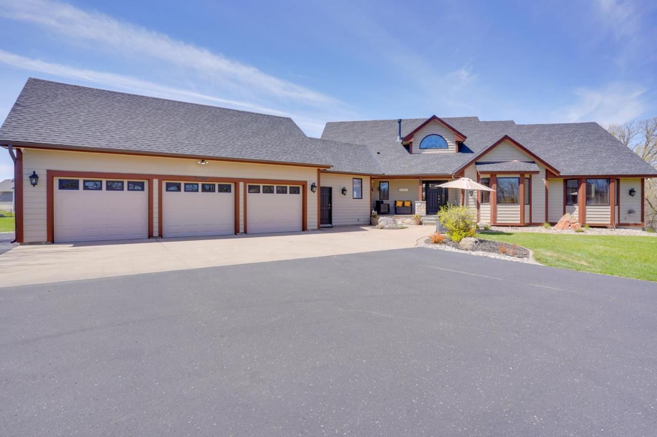 Expansive Shakopee Vacation Rental On 5 Acres! Dış mekan fotoğraf
